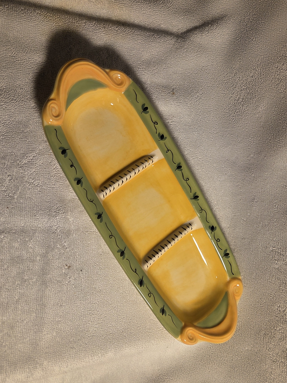 Pfaltzgraff Secrets Of Pistoulet By Jana Kolpen 3 Section Relish Condiment Dish